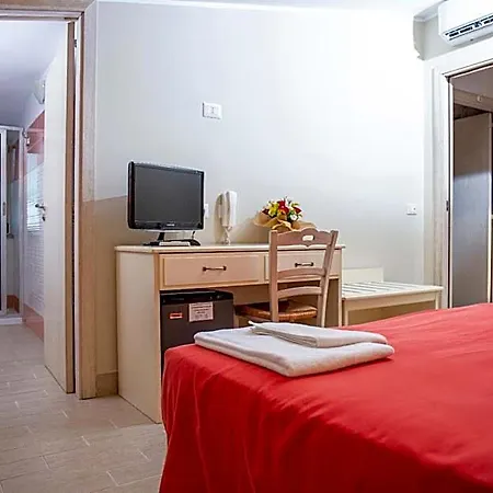 Al Rustico Hotel *